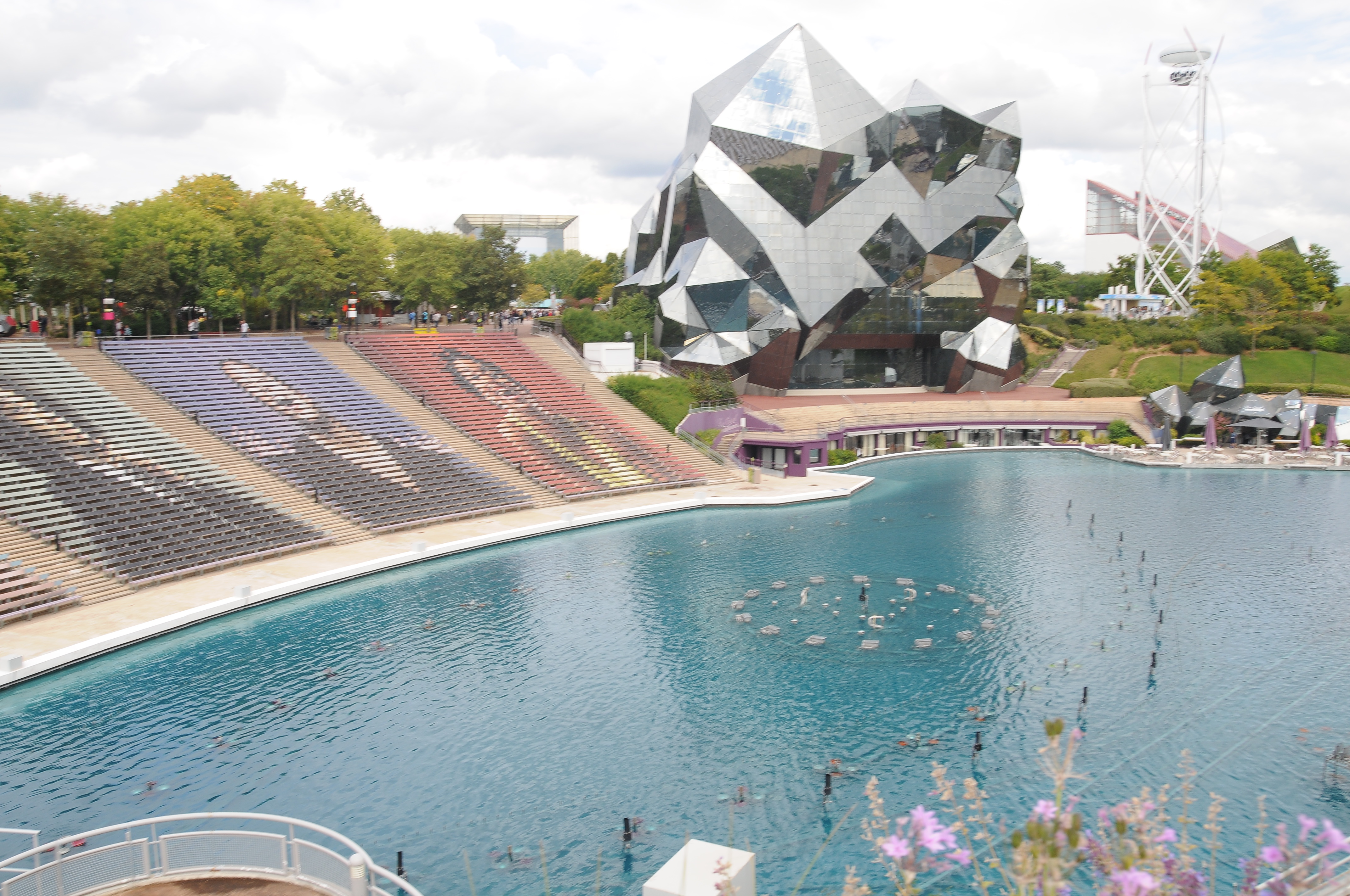 FUTUROSCOPE - Le spectacle est dans l’Arène